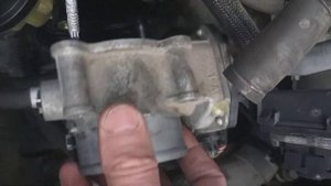 чистка дросельной заслонки 2ZR TOYOTA WISH