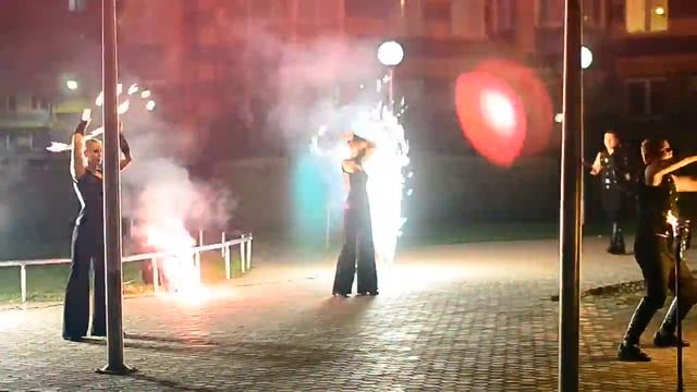 Фаер шоу на свадьбу,юбилей,корпоратив в Оренбурге. Тел. 28-80-34