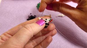 Снеговик из бисера кирпичным плетением