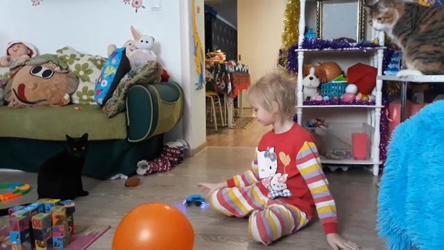 играем с гибкой трассой смотреть онлайн