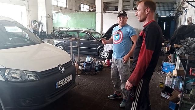 Фольксваген Кадди обарвался трос капота смотреть онлайн