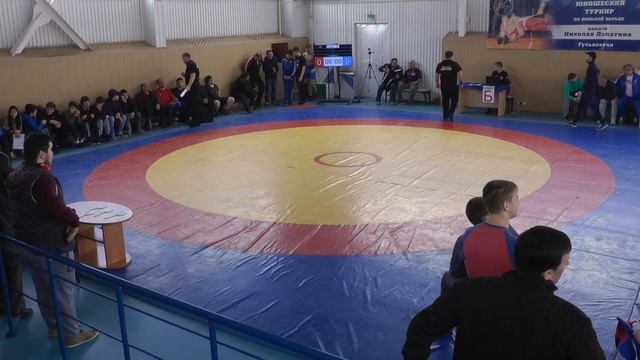 76 кг Островерхов Артур (Ростов) - Гизиков Арсен (Крым) смотреть онлайн