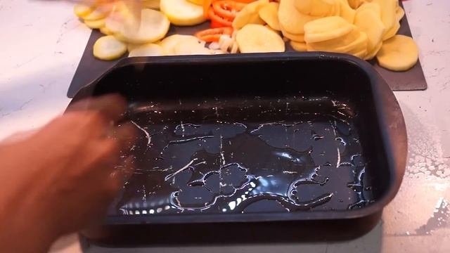 Рецепт для сезона овощей - самая яркая овощная запеканка