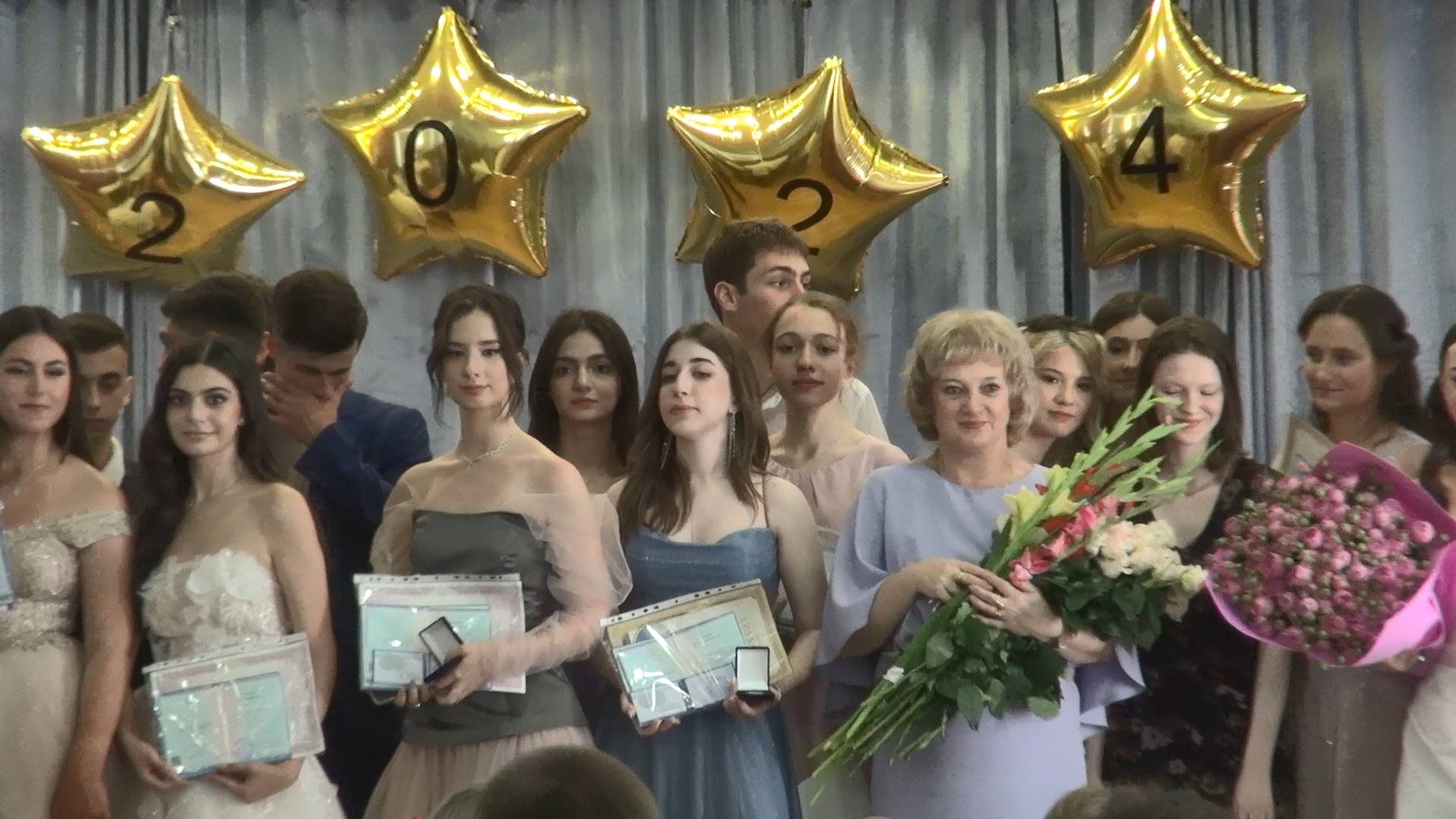 29 06 2024 Вручение аттестатов 25 школа 11 В класс Сочи Адлерский район