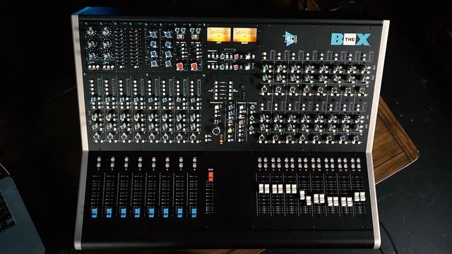 API The Box 2 Summing Mixer and Recording Console Demo смотреть онлайн