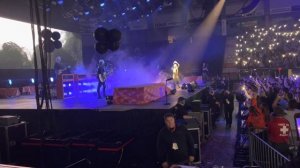 Avril Lavigne: Head Above Water & I’m With You / Bite Me Tour