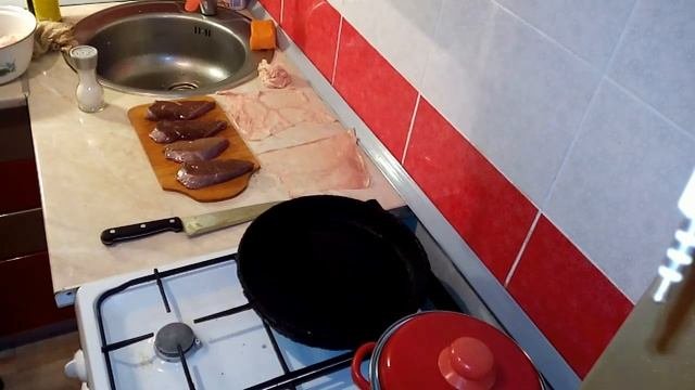 готовим говяжью печень в говяжьей сетке и варим язык