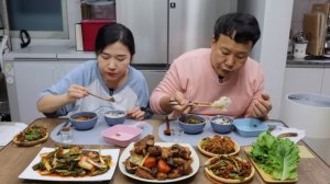 집밥 먹방 | 돼지갈비찜 얼갈이배추 겉절이 된장국 Braised Pork Ribs & Baechu Geotjeori,Doenjang Soup MUKBANG EATING SHOW