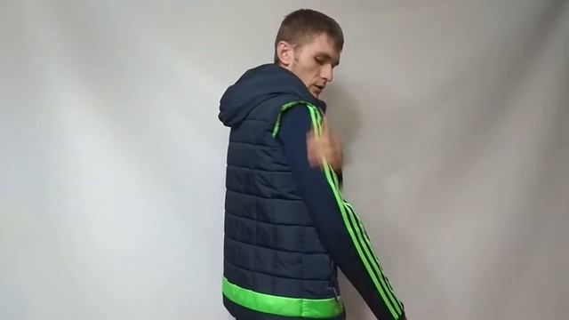 Спортивная жилетка Реал Мадрид Безрукавка. Sport Naxodka
