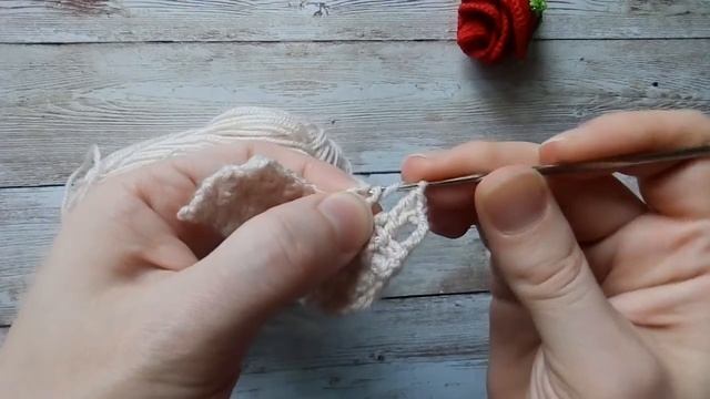 Вязание крючком для начинающих. Скрещенные столбики с накидом. смотреть онлайн