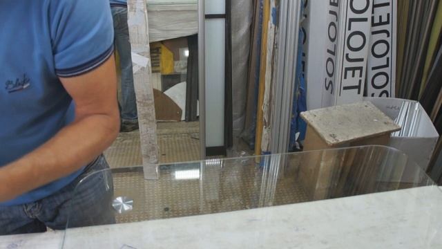 Как сделать из машинки ЗИНГЕР стекляный стол своими рукам. смотреть онлайн