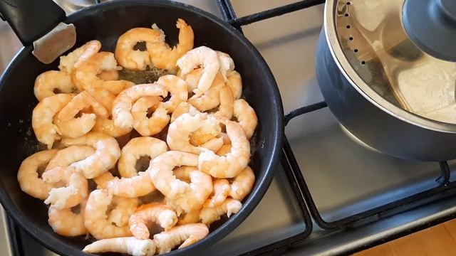 Рис с креветками в сливочном соусе. Все секреты и пошаговый рецепт. смотреть онлайн