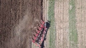 Подробный обзор оборотного плуга KVERNELAND RN-100