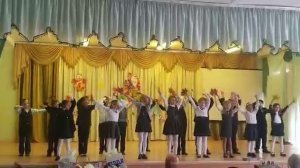 Листик листик листопад...