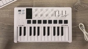 Arturia MiniLab 2 vs MiniLab 3 - Worth the upgrade?