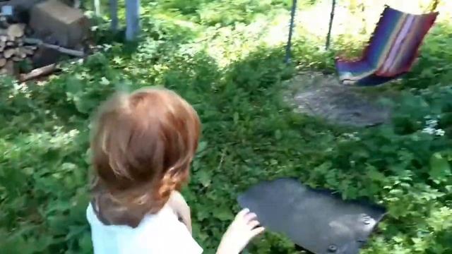 Car washing. Kids get a job. Как мыть машину. Дети моют свой автомобиль. смотреть онлайн