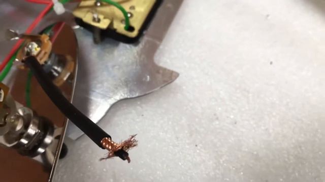 Доработка и настройка новой электрогитары смотреть онлайн