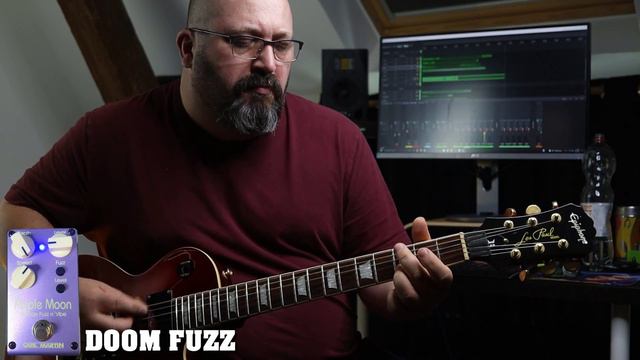 The Hendrix sound in one pedal: Carl Martin PURPLE MOON fuzz смотреть онлайн