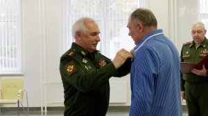 В военном госпитале имени Вишневского раненым бойцам вручили государственные награды