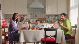 Реклама Магнит " Маленькие герои снова в деле! Собери их всех только в Магнит! "