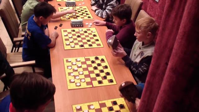 Первенство России по русским шашкам среди юношей и девушек-до 13 лет (2016 г. ,Ярославль) -ч.18 смотреть онлайн