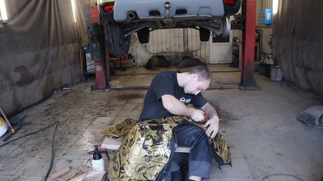 Шумоизоляция подкрылков Рено Дастер
