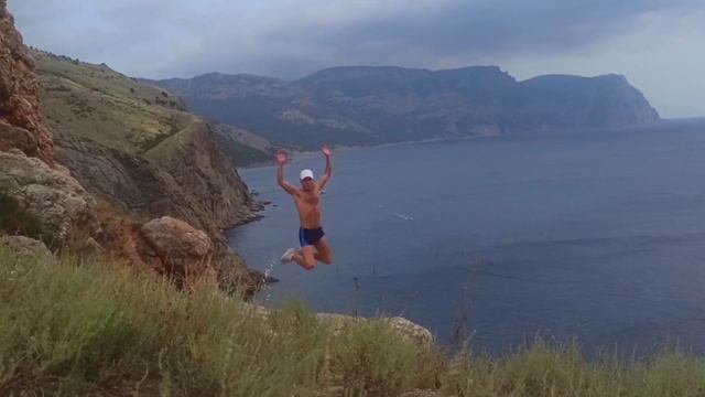 Полетаем... #крым #балаклава #балаклавскаябухта #море
