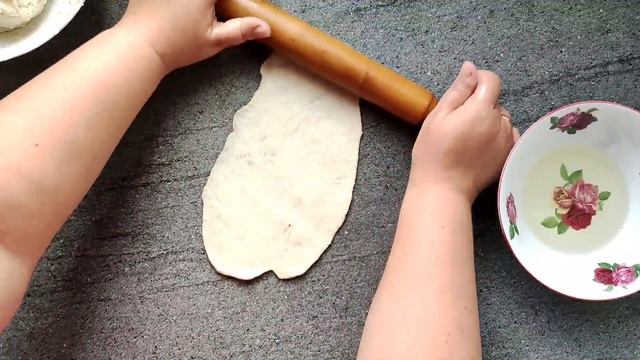 Пирожки на скорую руку пока закипает чайник / вкуснее чем чебуреки с мясом за 15 минут пирожки смотреть онлайн