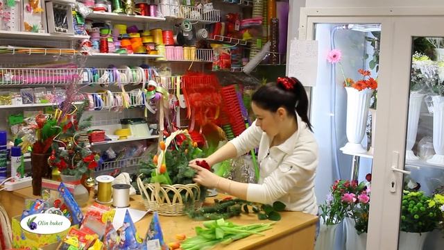 Зимняя Композиция из Роз и Тюльпанов. Корзина с Цветами. Видео Мастер Класс. Olinbuket