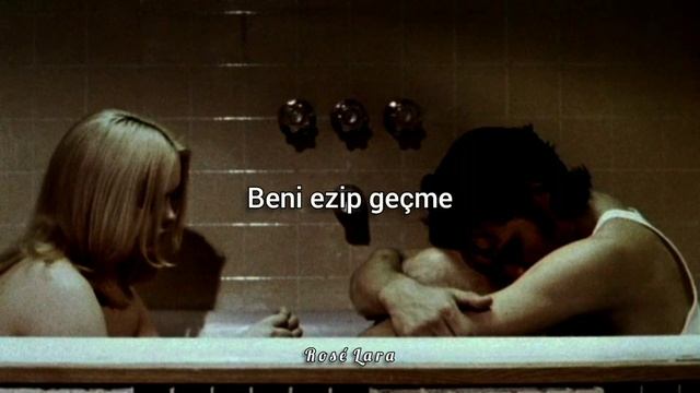 Sezen Aksu & amo988 - Git _ Yalancı (Sözleri / Lyrics) смотреть онлайн