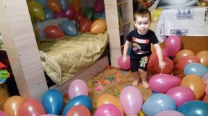 Baloons Шарики воздушные шарики лопает много воздушных шаров mange beaucoup de ballons