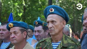 Сегодня в День ВДВ в Пензе десантники собрались у мемориала «Разорванная звезда»
