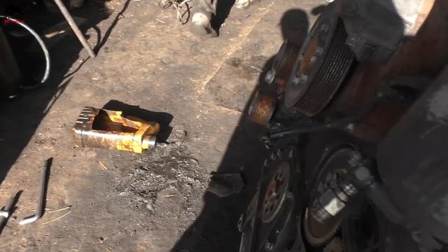 Вскрываем двигатель MERCEDES OM 457 от трактора Кировец К 744 смотреть онлайн