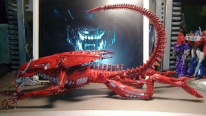 2015 Aliens: Genocide Ultra Deluxe Alien Red Queen by NECA, Original or Bootleg? (How to check it)
