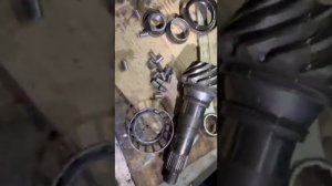 Ремонт редуктора 3.15 БМВ F15 - на 80 тыс.км раскатало передний подшипник