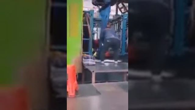 производство пластиковых изделий в промышленном маштабе - большие размеры - лодки туалеты и тп смотреть онлайн