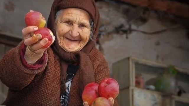 Трогательная песня про маму. смотреть онлайн