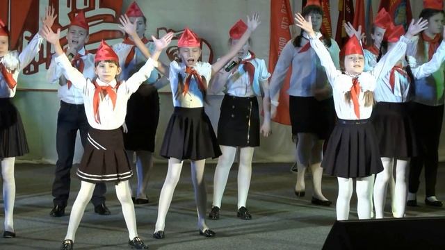 ДОМИСОЛЬКИ "Орлята учатся летать" смотреть онлайн