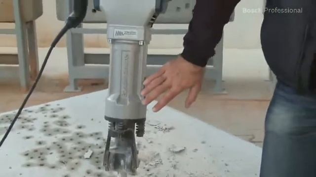 Отбойный молоток Bosch GSH 27 VC смотреть онлайн