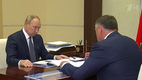 Владимир Путин принял в Ново-Огарево вице-премьера Марата Хуснуллина
