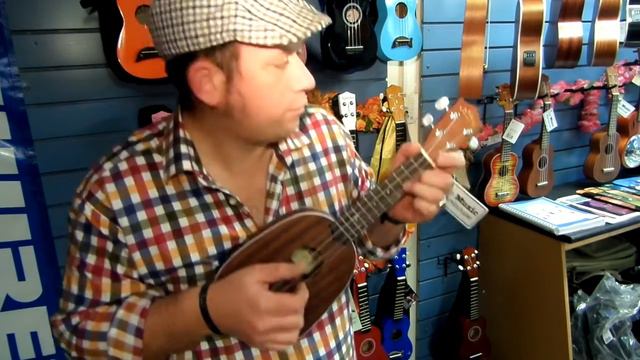 LANIKAI LU-21P "Pineapple" Soprano Ukulele www.themusicwarehouse.co.nz смотреть онлайн