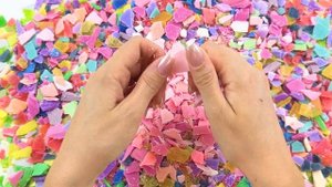 ASMR Crushing soap plates. Ломаю мыльные пластинки. Satisfying video.