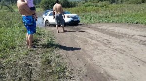 Ford Explorer в грязь