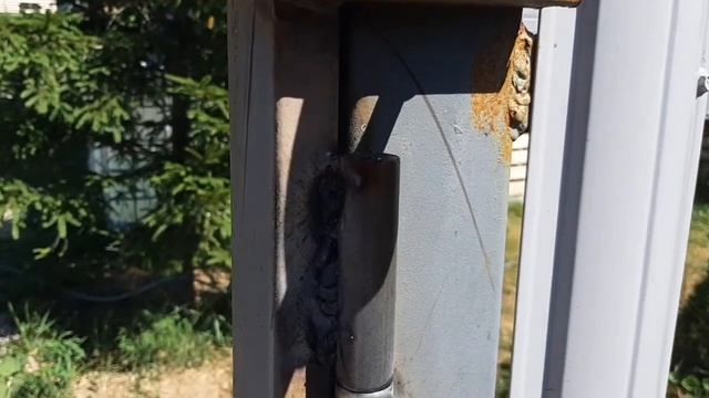 Ворота на дачу за пару часов, легкий способ приварить каплевидные петли ! смотреть онлайн