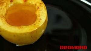 Яблоки с медом мультиварка скороварка Redmond RMC-M4504