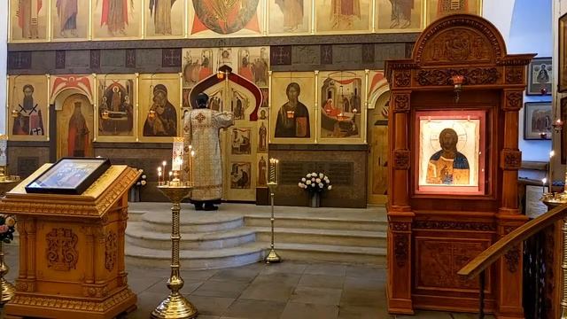 Неделя 23-я по Пятидесятнице. Мчч. 33-х, в Мелитине пострадавших. Прп. Лазаря Галисийского. смотреть онлайн