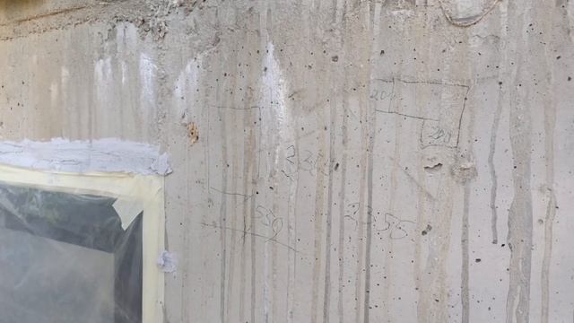 Элементы примыкания с сеткой на оконных блоках, временная стартовая доска, дальше приклейка ППС16ф смотреть онлайн