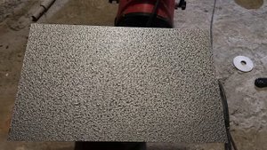Покрасили лифты краскопультом