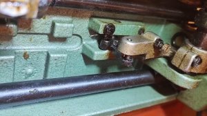 Textima Altin 8332 / 700 series bistable foot lifter mechanism