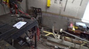 Сварка столов в парикмахерскую Сварог REAL MIG 200 BLACK